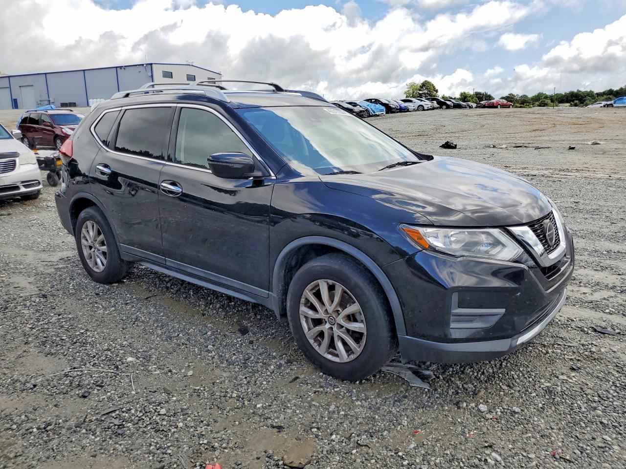 2019 Nissan Rogue S - Фото 4