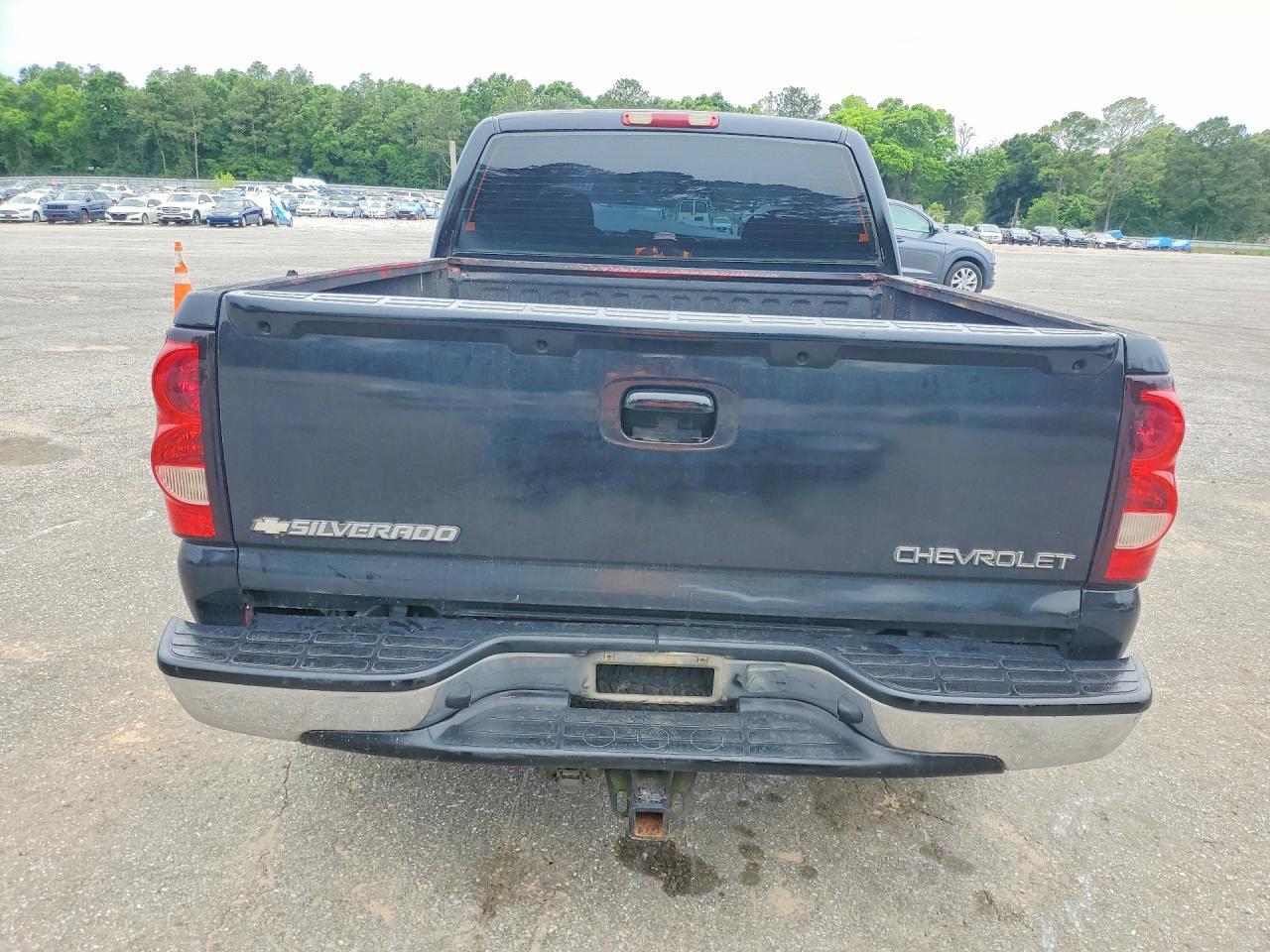 2005 Chevrolet Silverado C1500 - Image 6