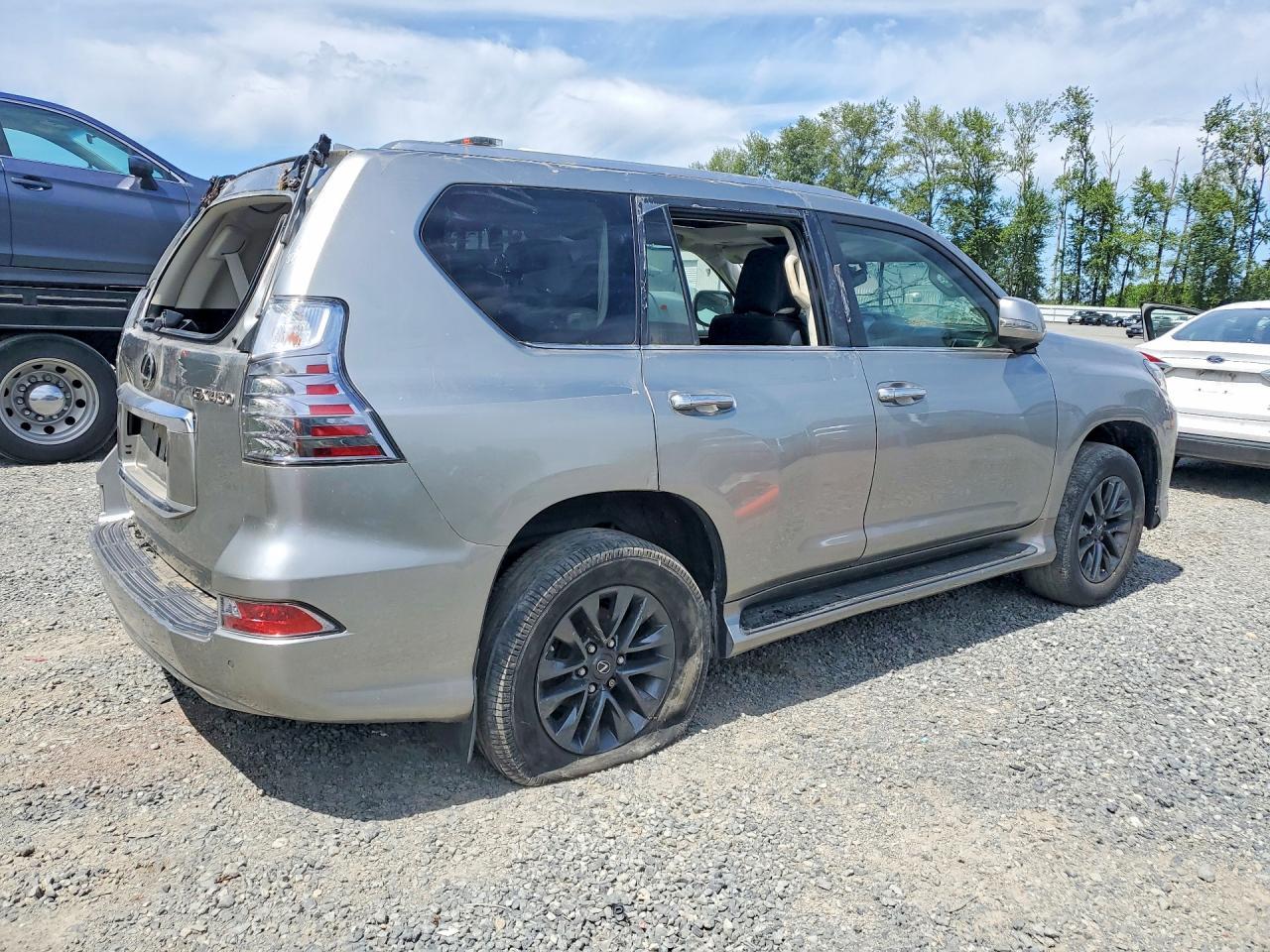 2020 Lexus Gx 460 Premium - Фото 3
