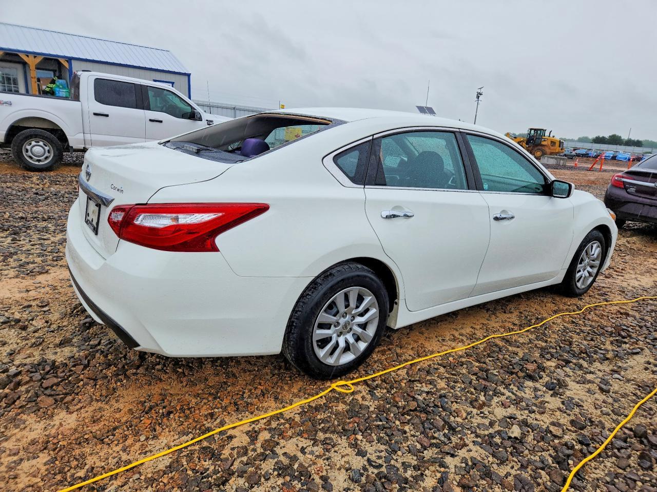 2017 Nissan Altima 2.5 S - Фото 3