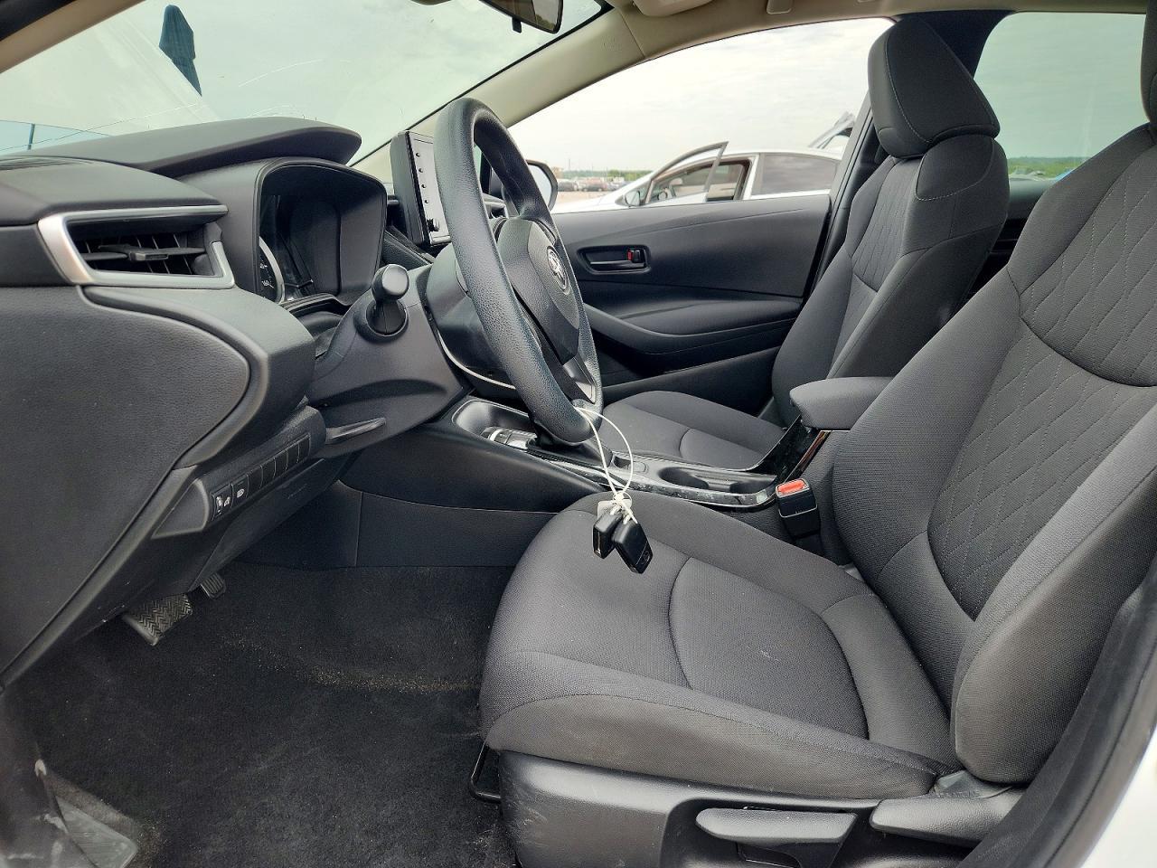 2022 Toyota Corolla Le - Image 7