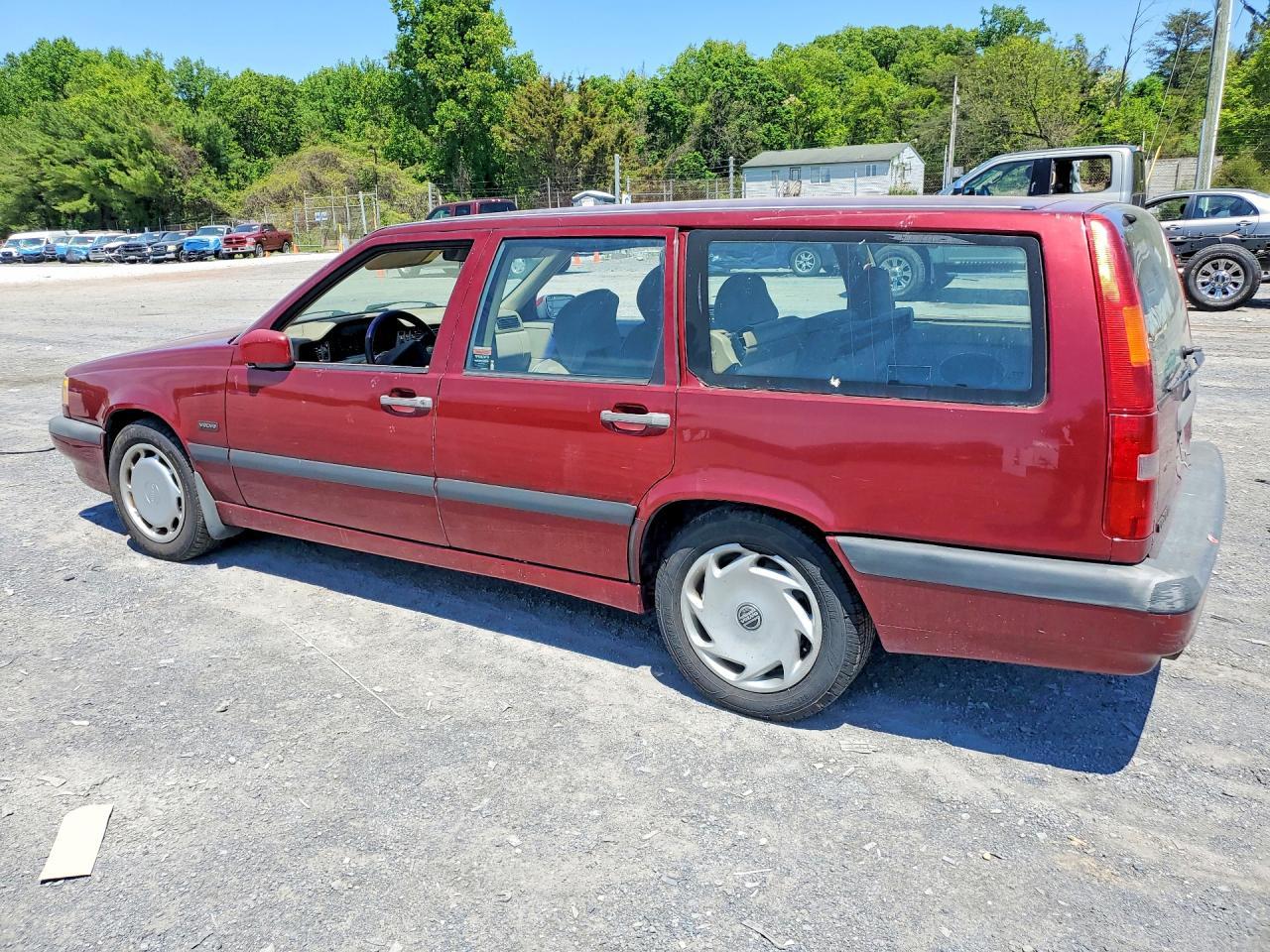 1996 Volvo 850 Base - Фото 2
