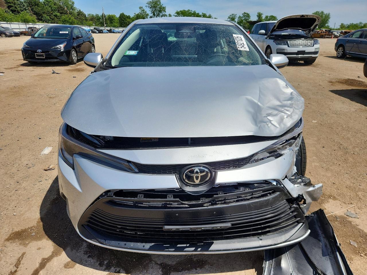 2026 Toyota Corolla Hybrid Le - Image 5