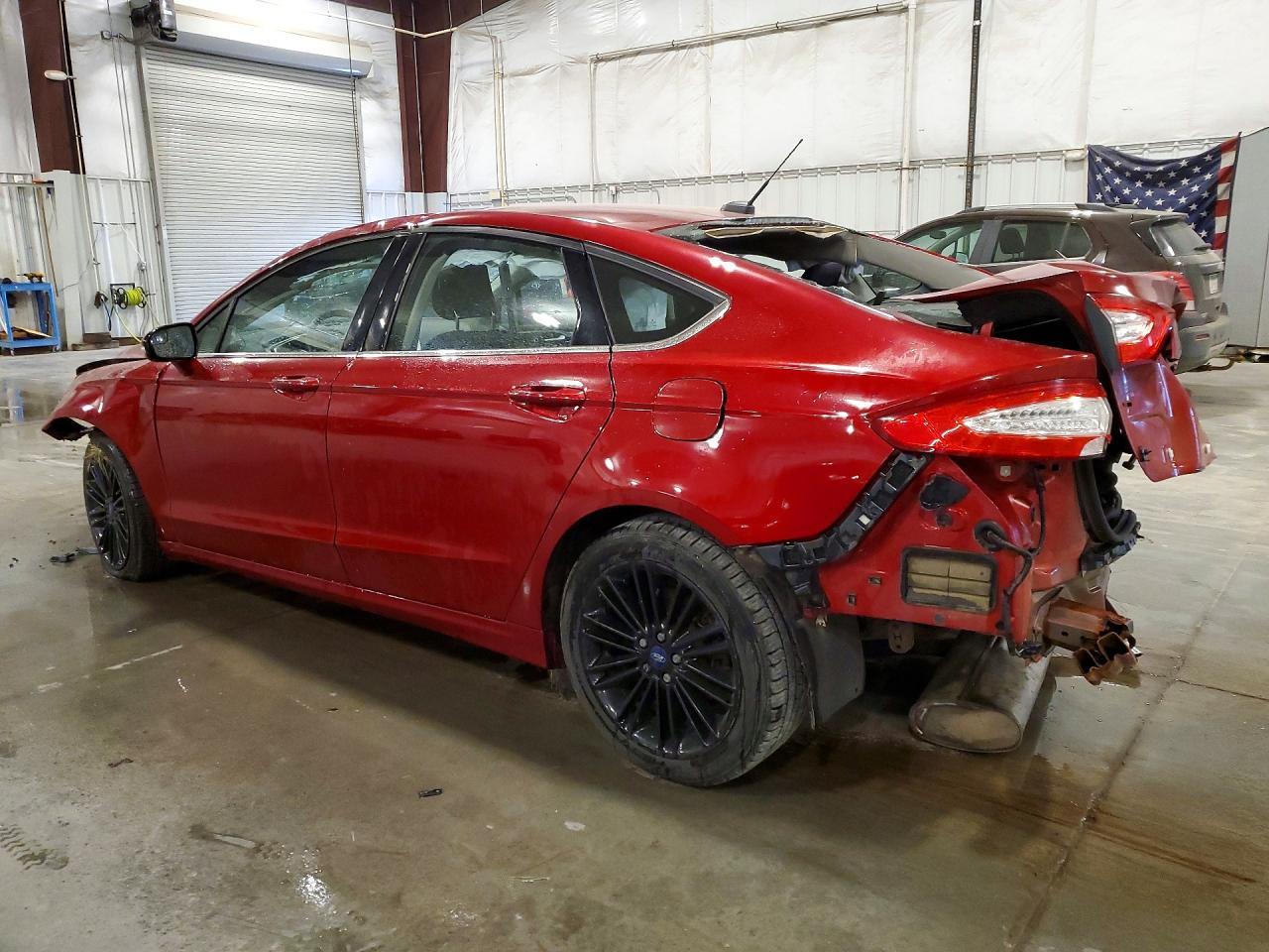 2013 Ford Fusion Se - Фото 2