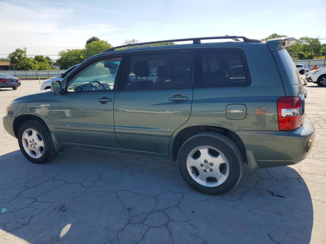 2005 Toyota Highlander Limited - Image 2