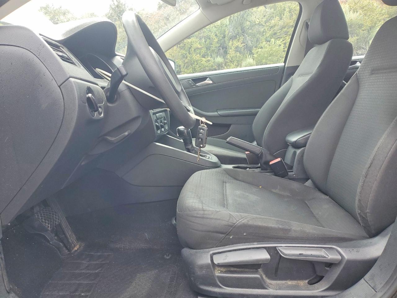 2016 Volkswagen Jetta S - Фото 7