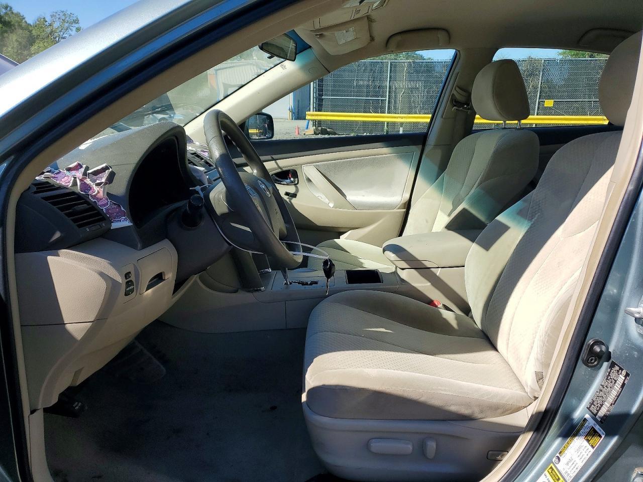 2008 Toyota Camry Le - Image 7