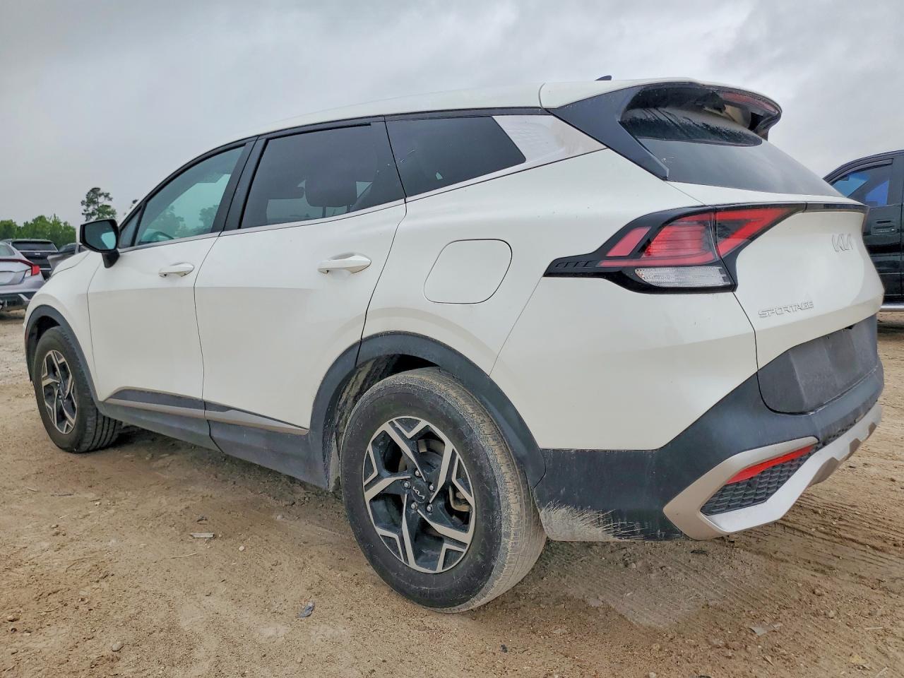 2023 Kia Sportage Lx - Фото 2
