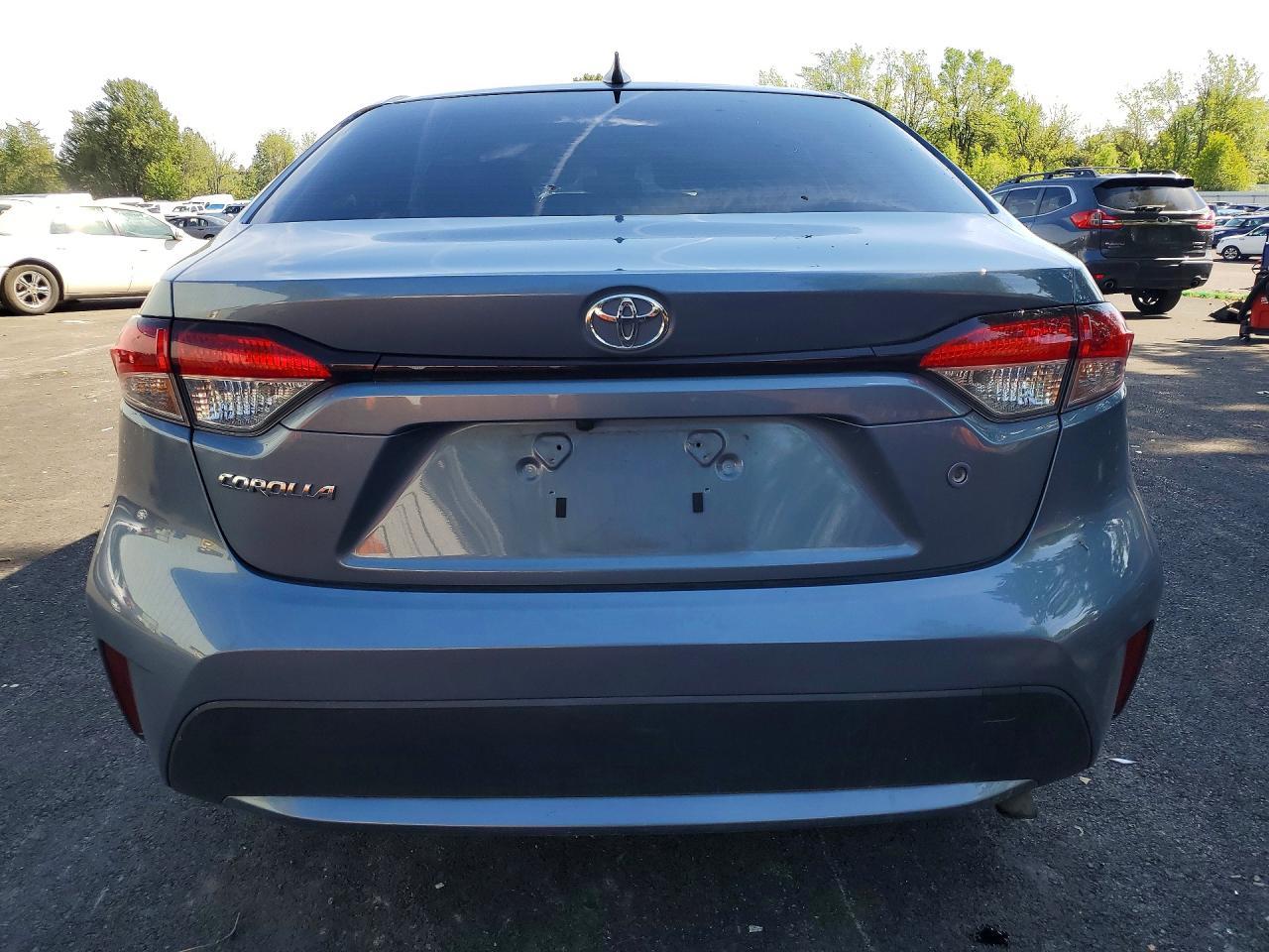 2022 Toyota Corolla L - Image 6