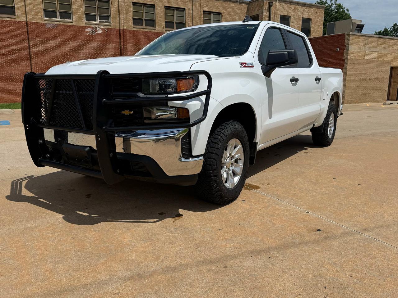2021 Chevrolet Silverado K1500 - Image 2