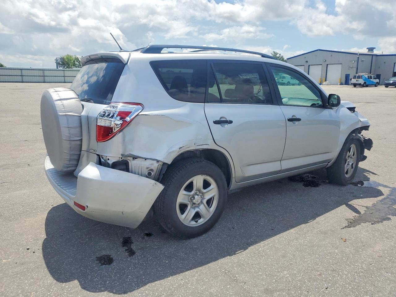 2012 Toyota Rav4 Base - Image 3