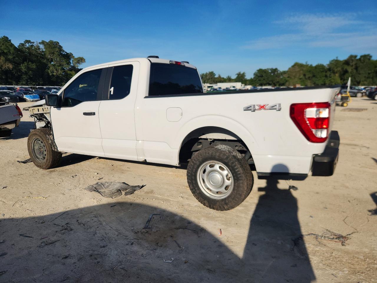2022 Ford F150 Super Cab - Фото 2