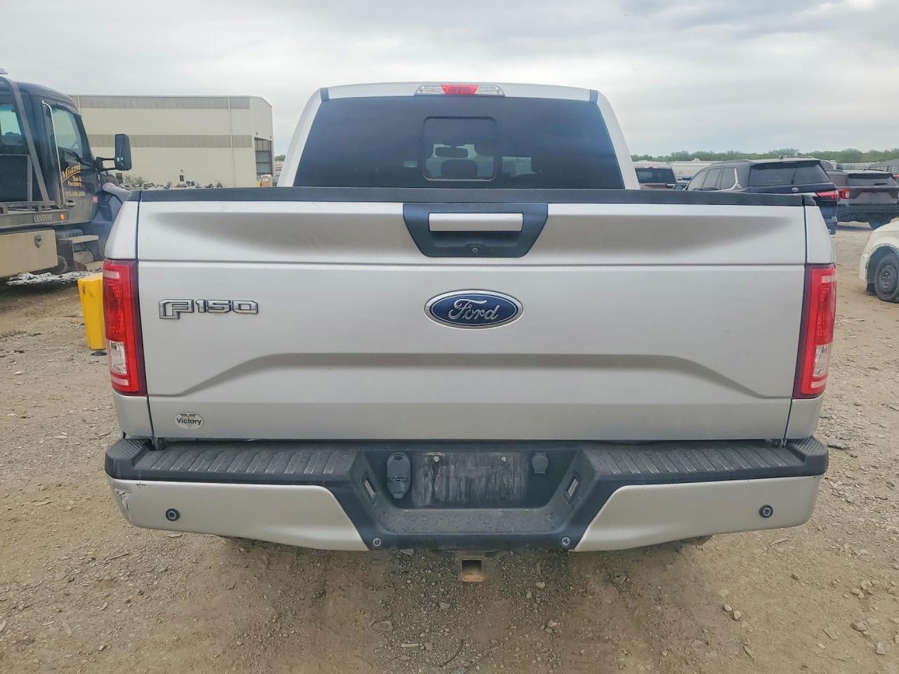 2016 Ford F150 Supercrew - Фото 6