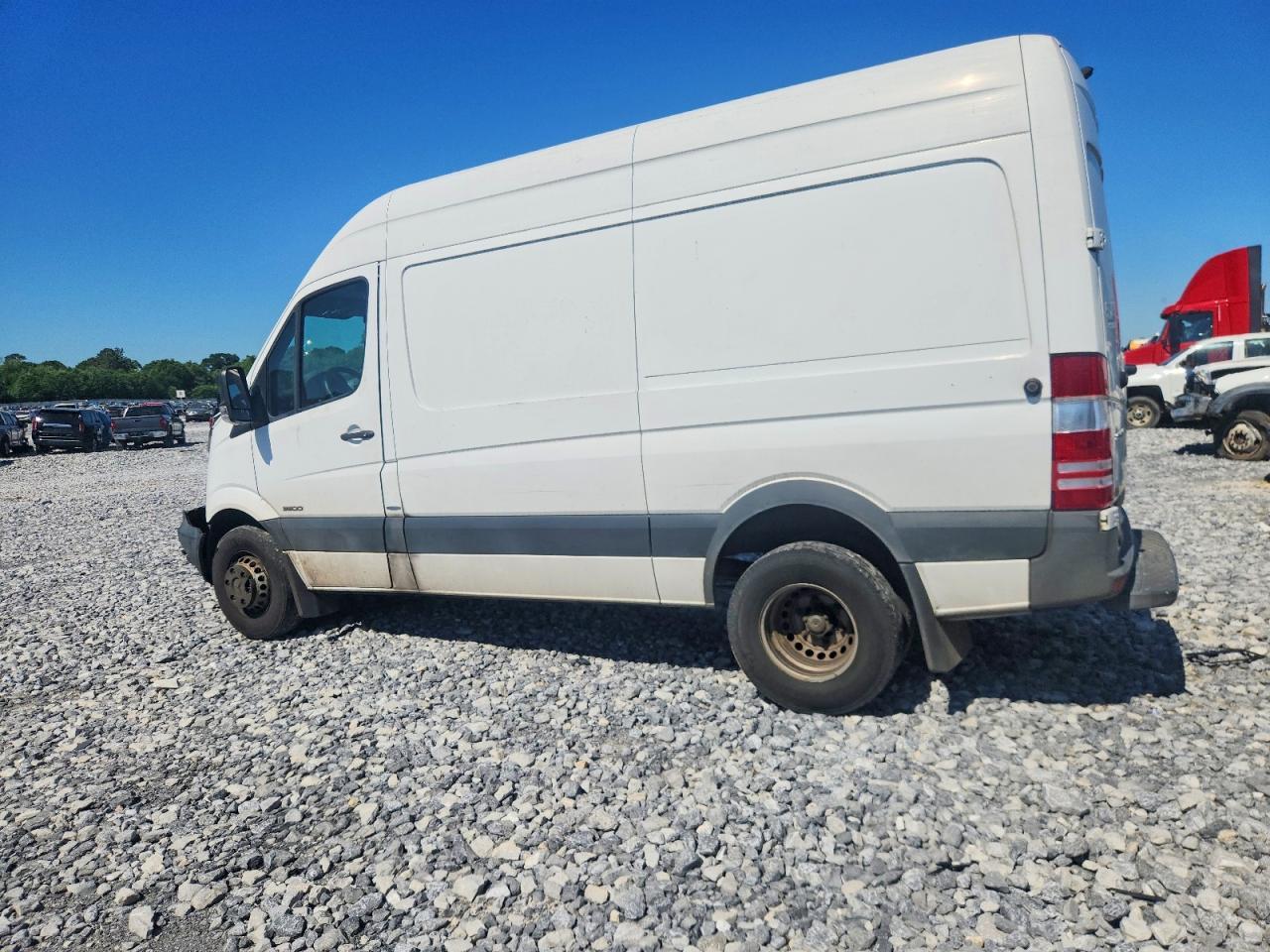2014 Mercedes Benz Sprinter 3500 Delivery Van - Image 3