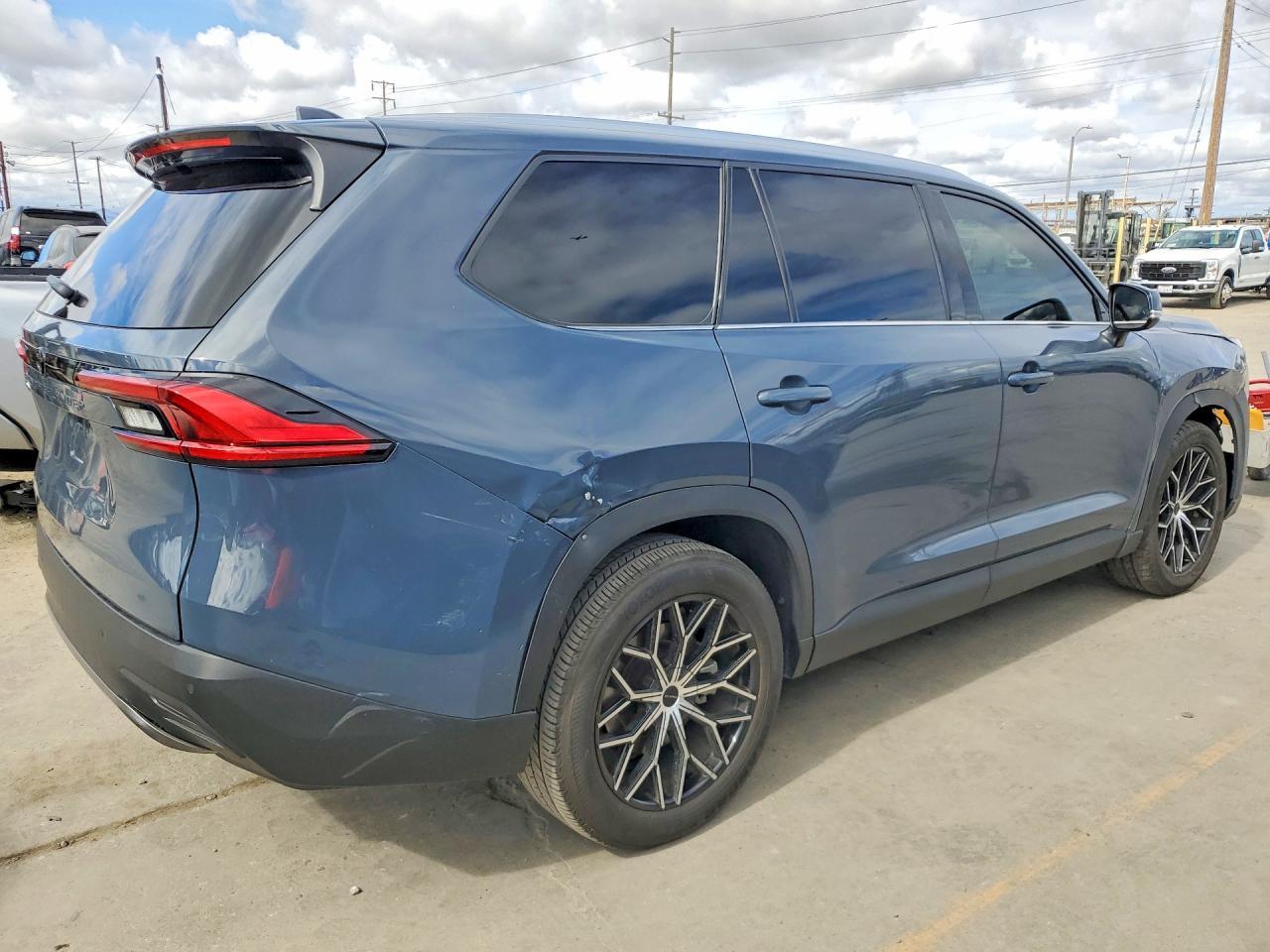 2024 Toyota Grand Highlander Limited - Фото 3