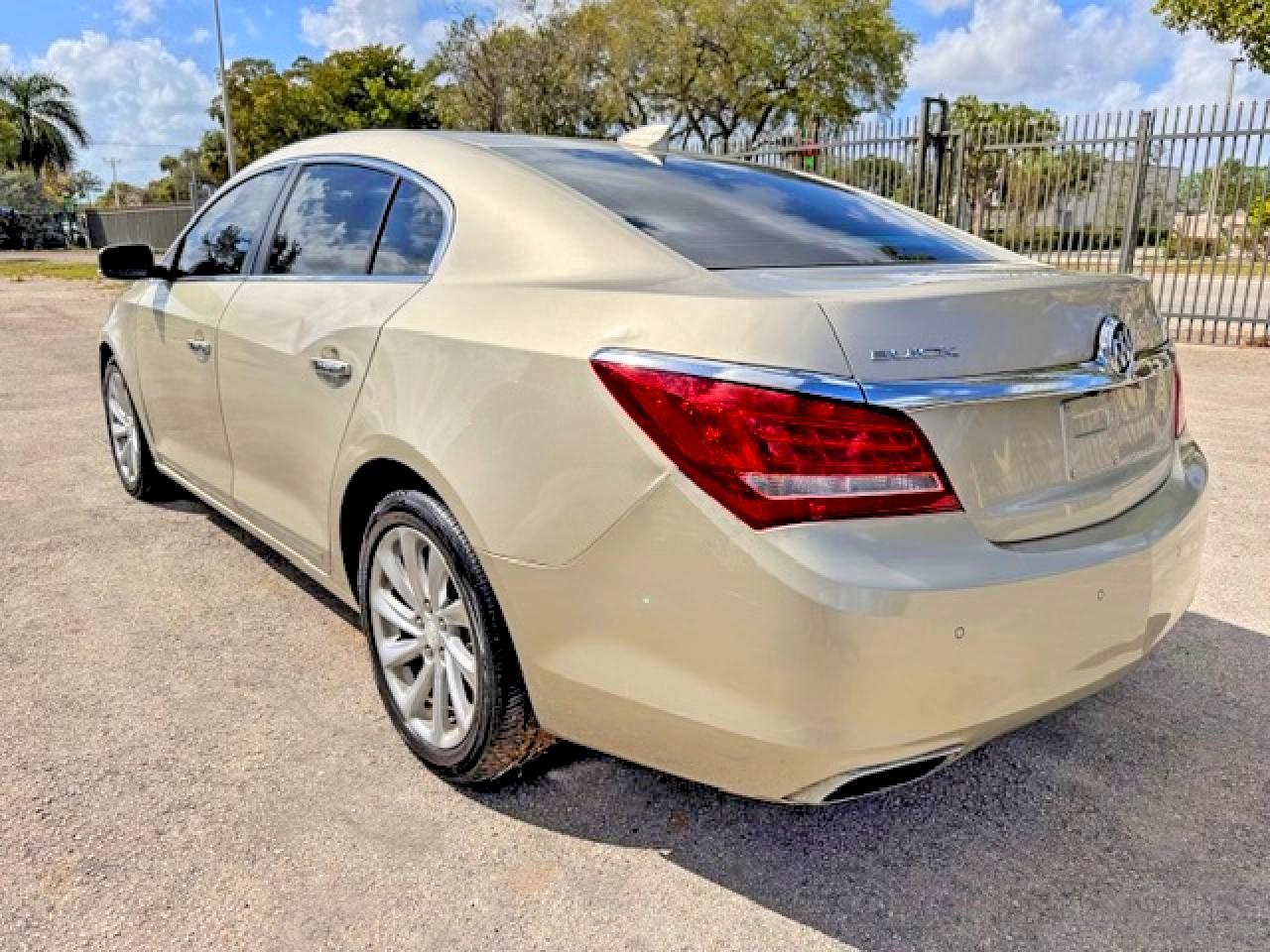 2016 Buick Lacrosse - Фото 2