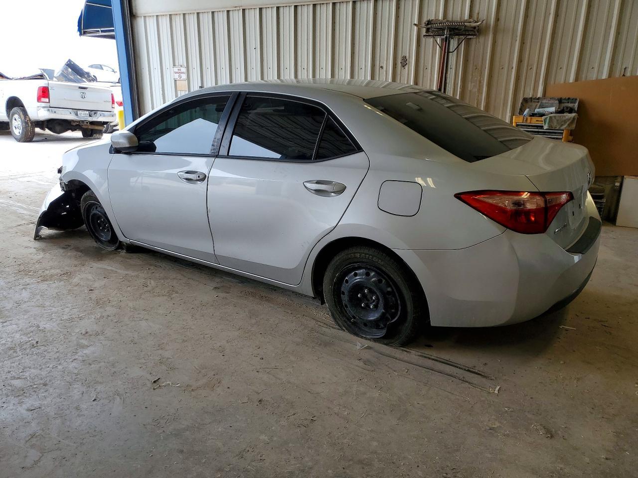 2019 Toyota Corolla Le - Image 2