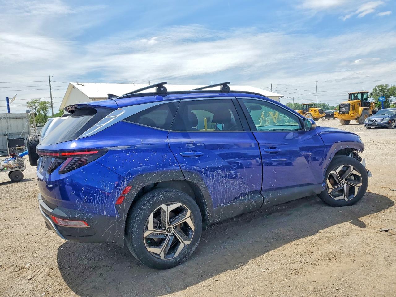 2023 Hyundai Tucson Limited - Image 3