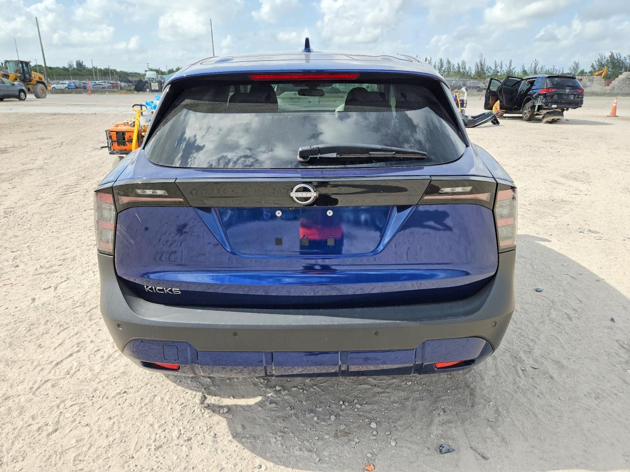 2025 Nissan Kicks Sv - Фото 6