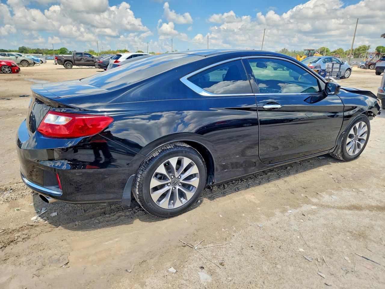 2013 Honda Accord Lx-S - Фото 3