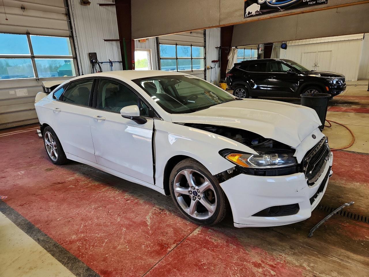 2016 Ford Fusion - Фото 4