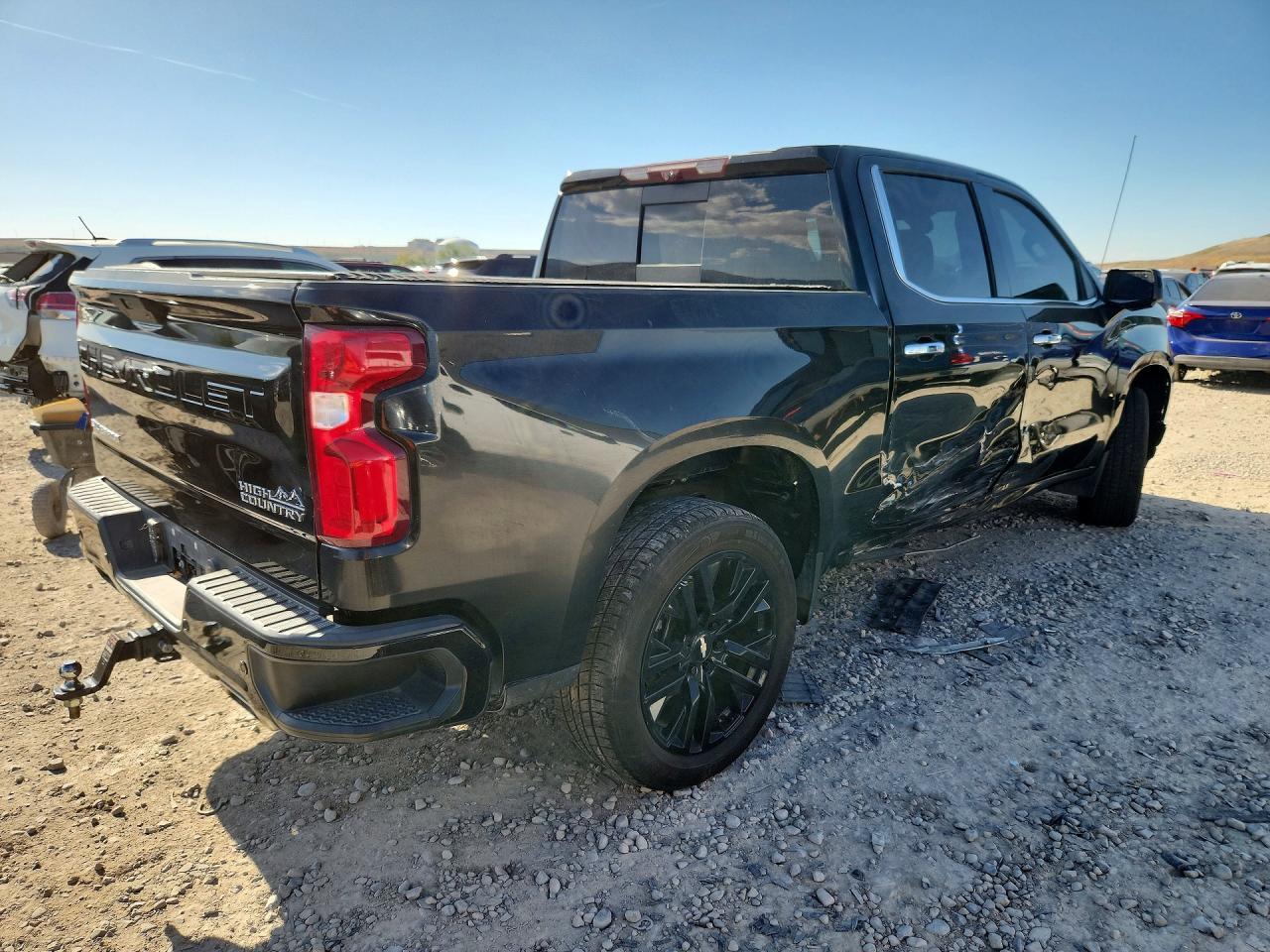 2021 Chevrolet Silverado K1500 High Country - Image 3
