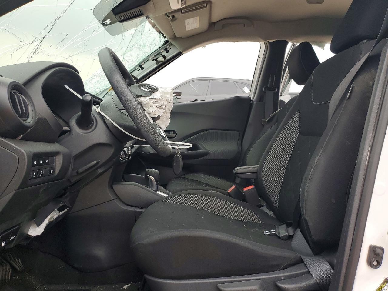 2020 Nissan Kicks S - Фото 7