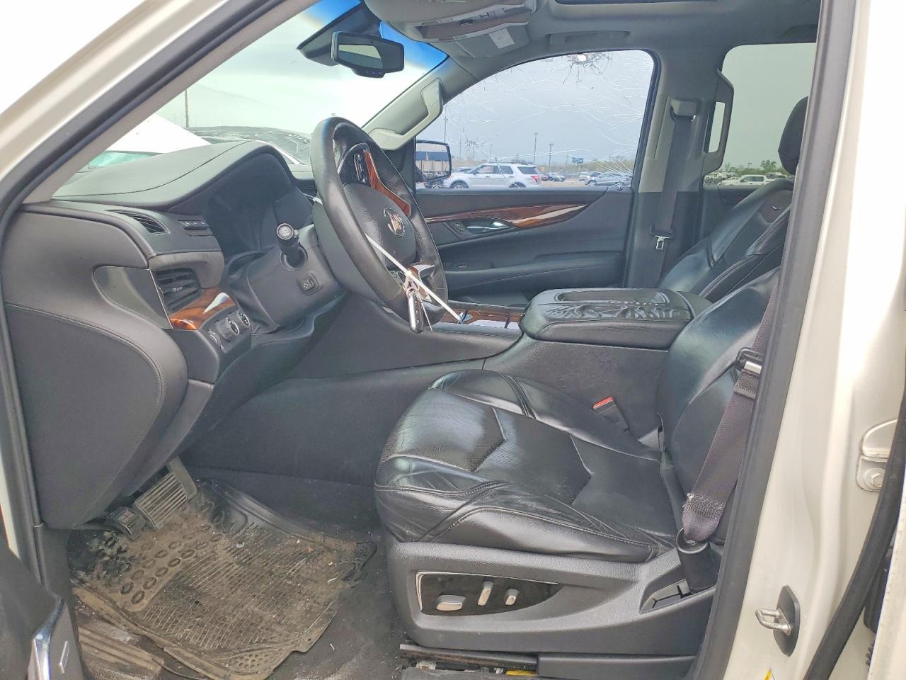 2015 Cadillac Escalade Esv Luxury - Image 7