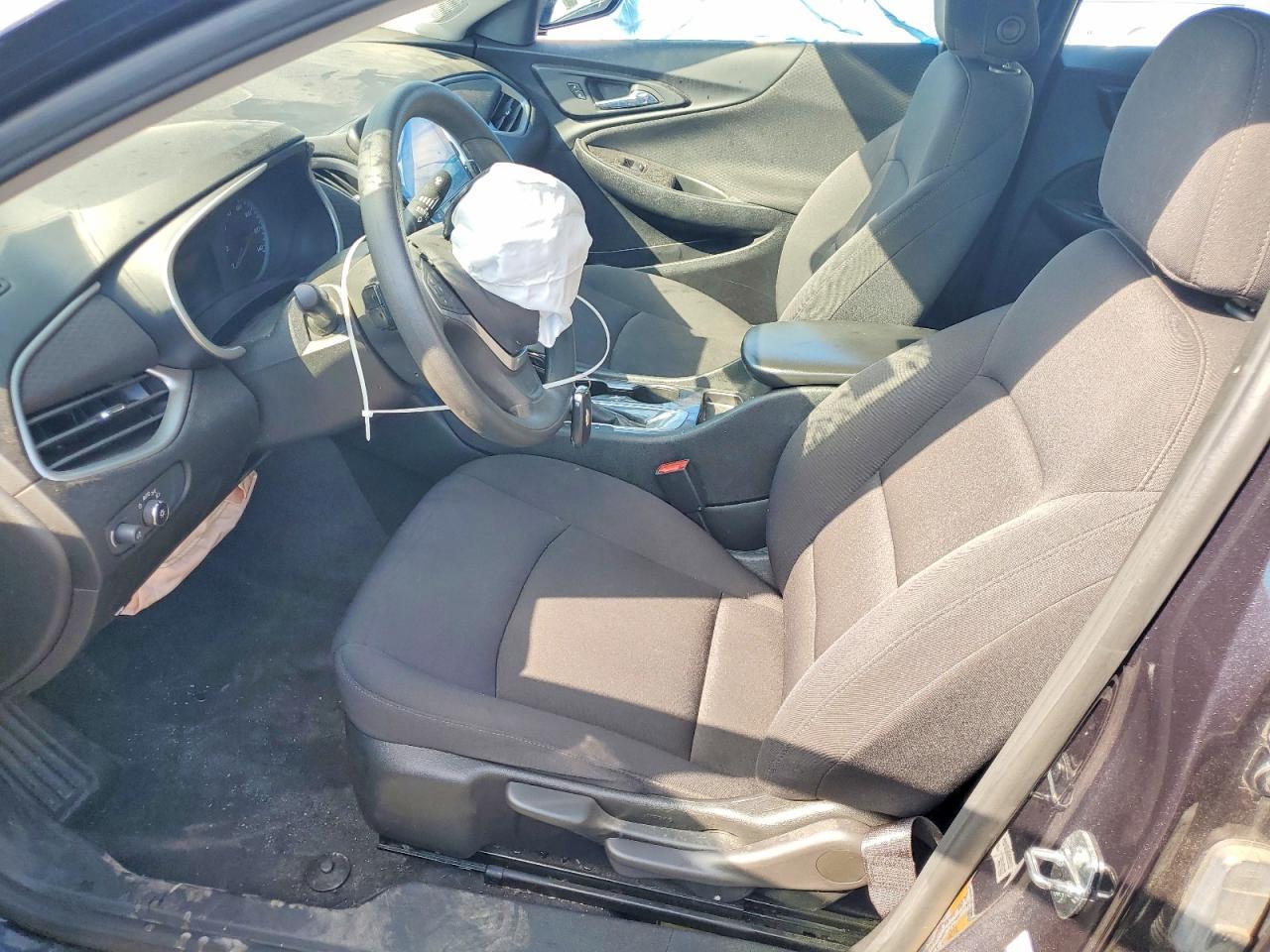 2022 Chevrolet Malibu Ls - Image 7