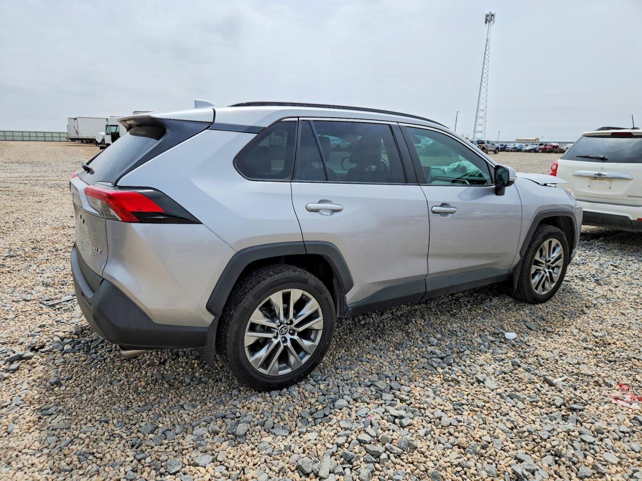 2019 Toyota Rav4 Xle Premium - Фото 3