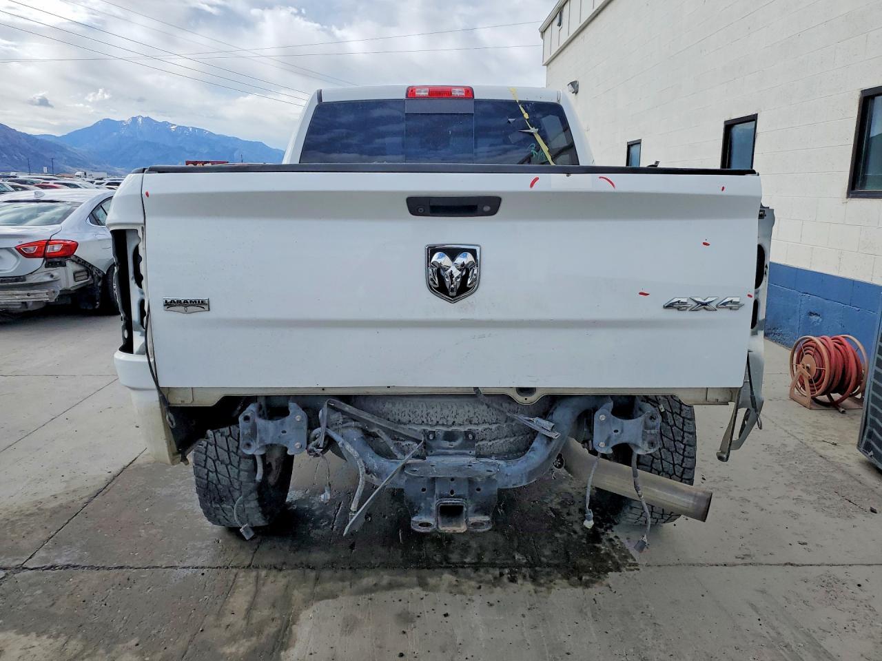 2017 Ram 2500 Laramie - Image 6