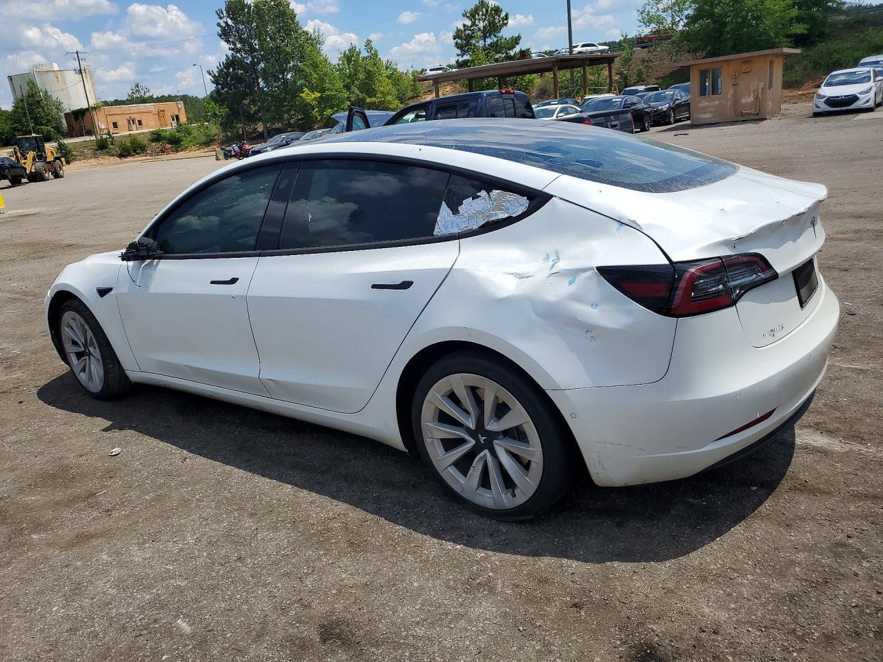 2022 Tesla Model 3 - Image 2