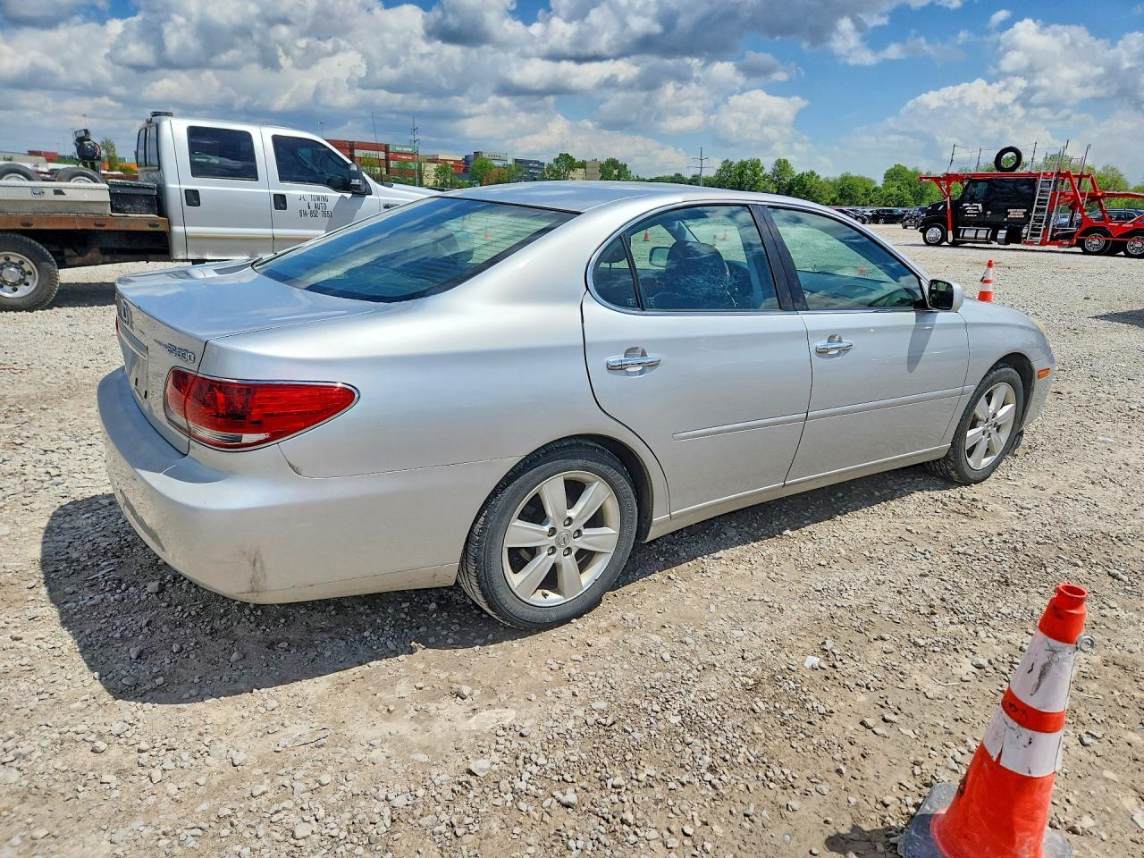 2005 Lexus Es 330 - Image 3