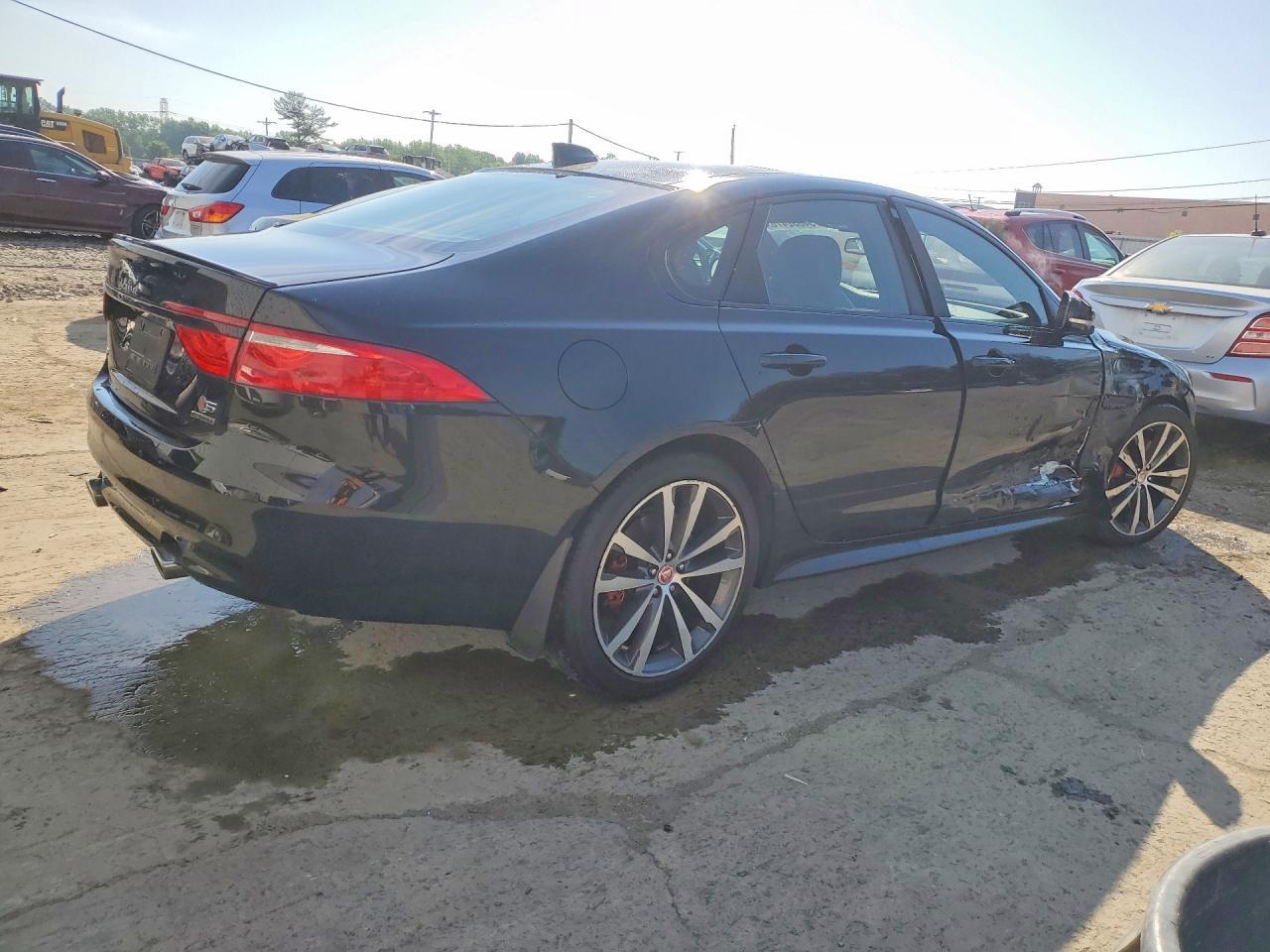 2016 Jaguar Xf S - Фото 3
