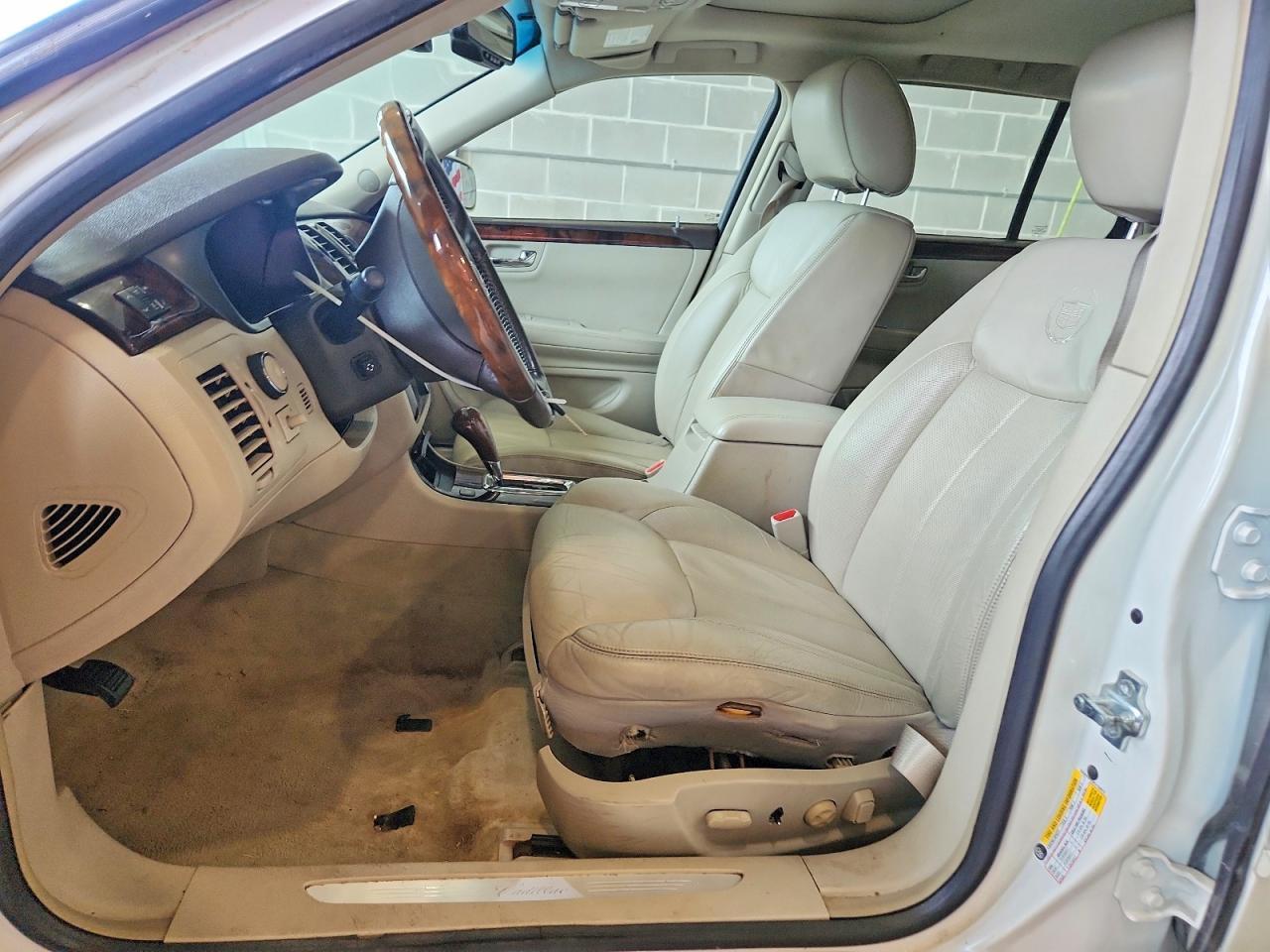 2011 Cadillac Dts Premium Collection - Image 7