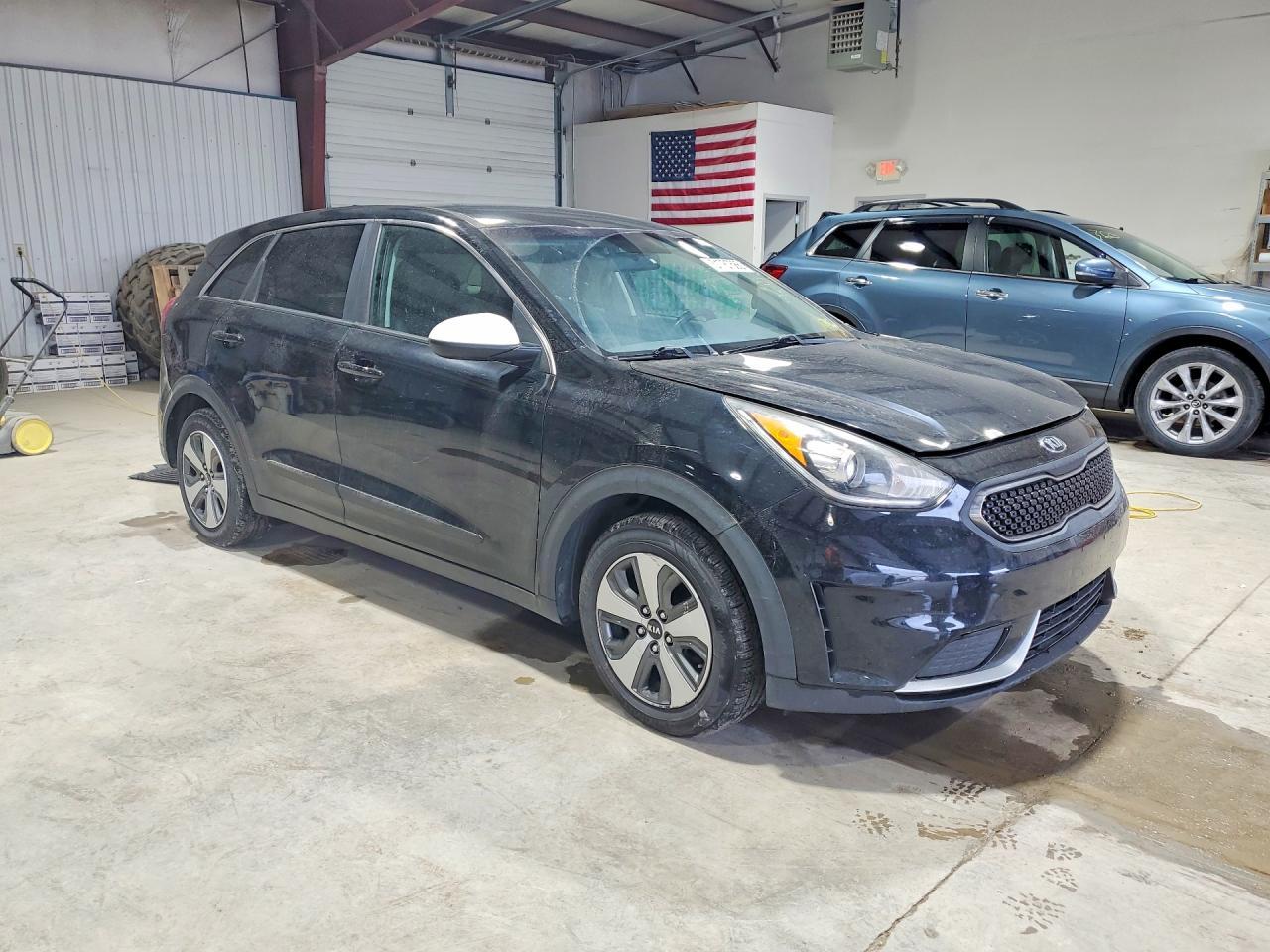 2018 Kia Niro Fe - Image 4