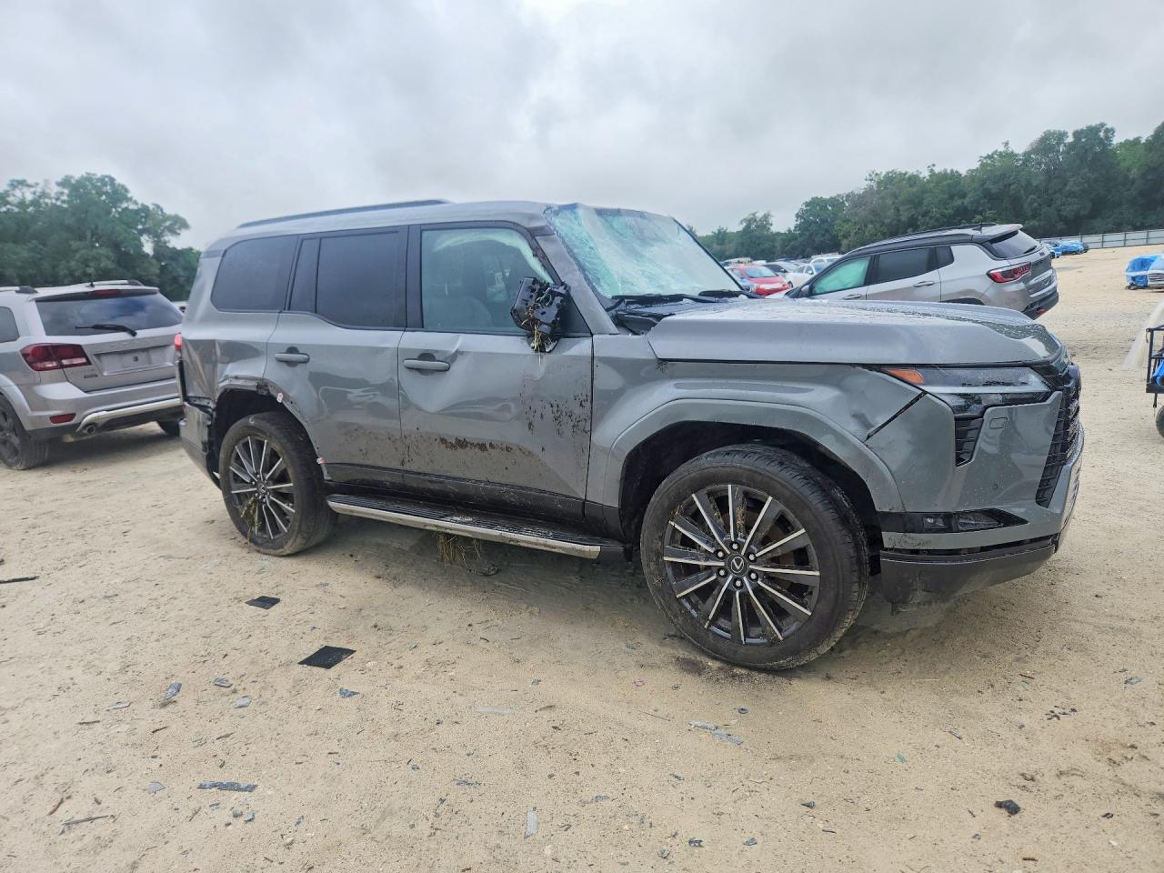 2024 Lexus Gx 550 Luxury - Image 4