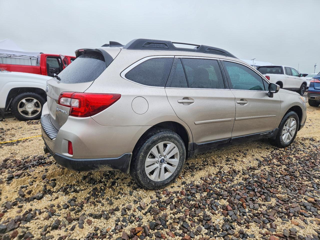 2016 Subaru Outback 2.5I Premium - Фото 3