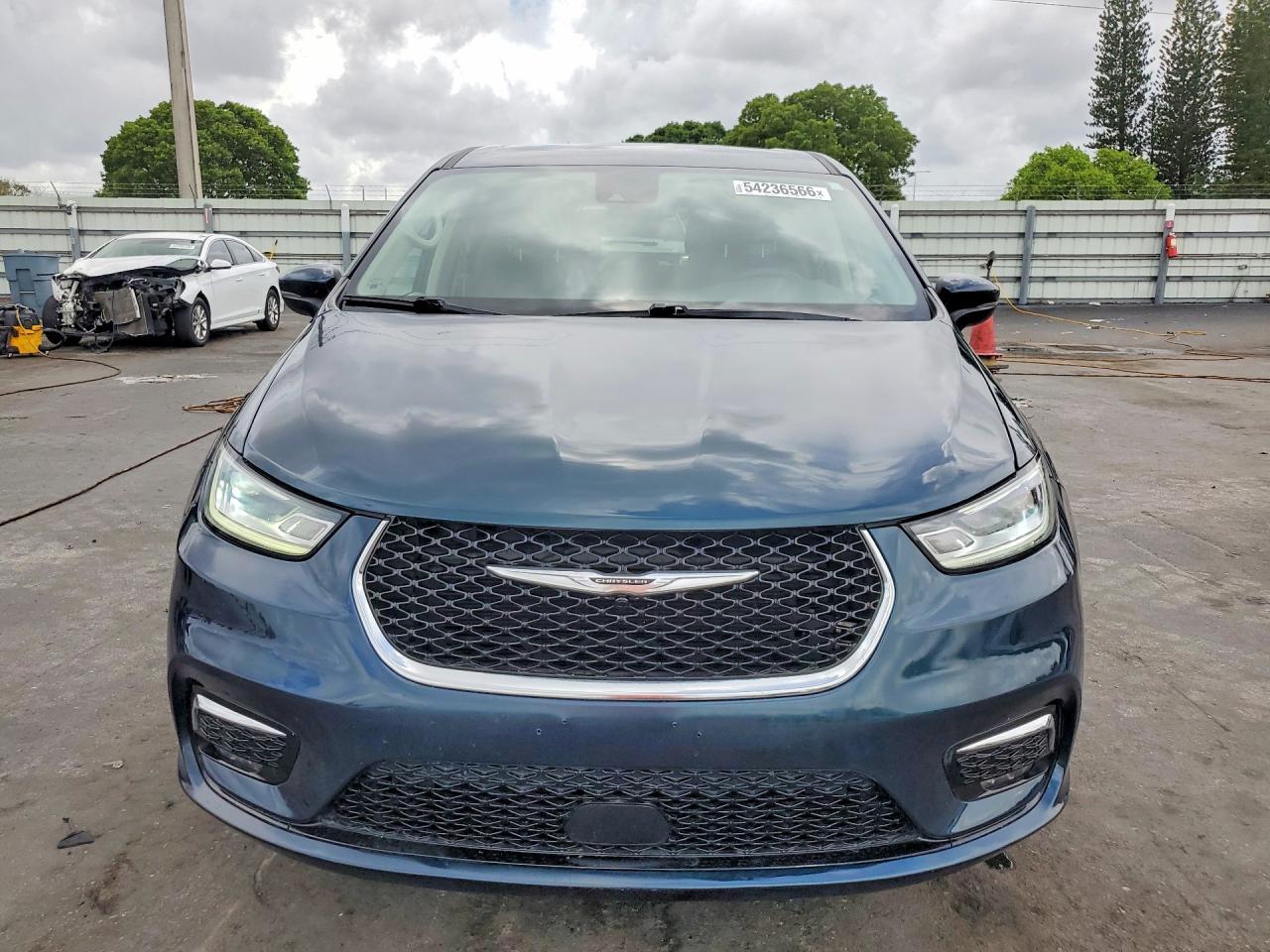 2023 Chrysler Pacifica Touring L - Фото 5