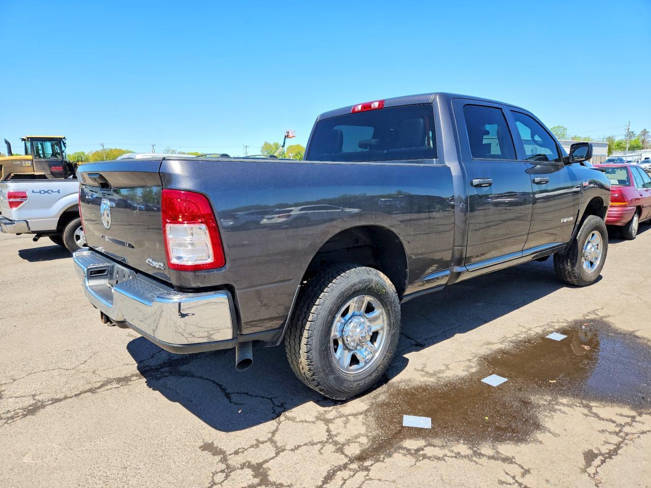 2019 Ram 2500 Tradesman - Image 3