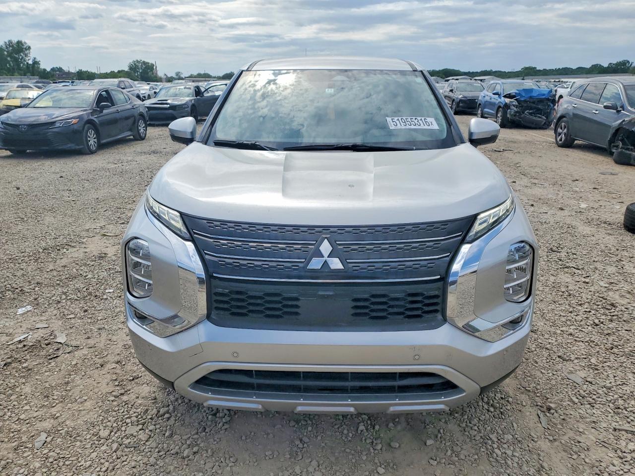 2023 Mitsubishi Outlander Se - Фото 5