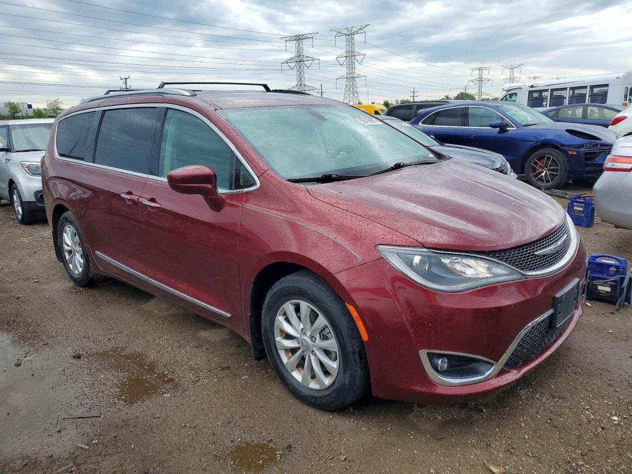 2018 Chrysler Pacifica Touring L Plus - Фото 4