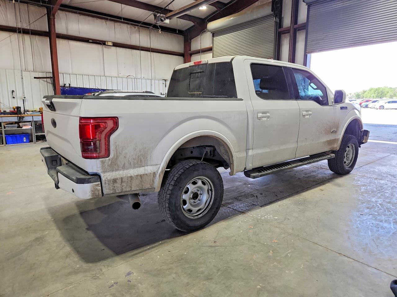 2017 Ford F150 Supercrew - Фото 3