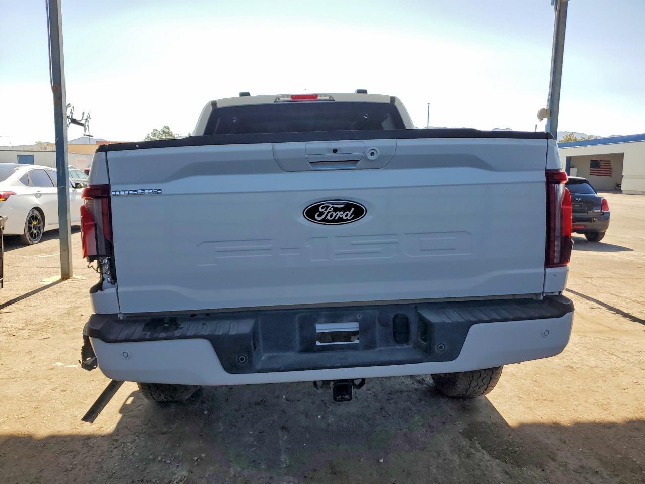 2025 Ford F150 Lariat 4Wd 5.0L V8 Crew Cab - Фото 6