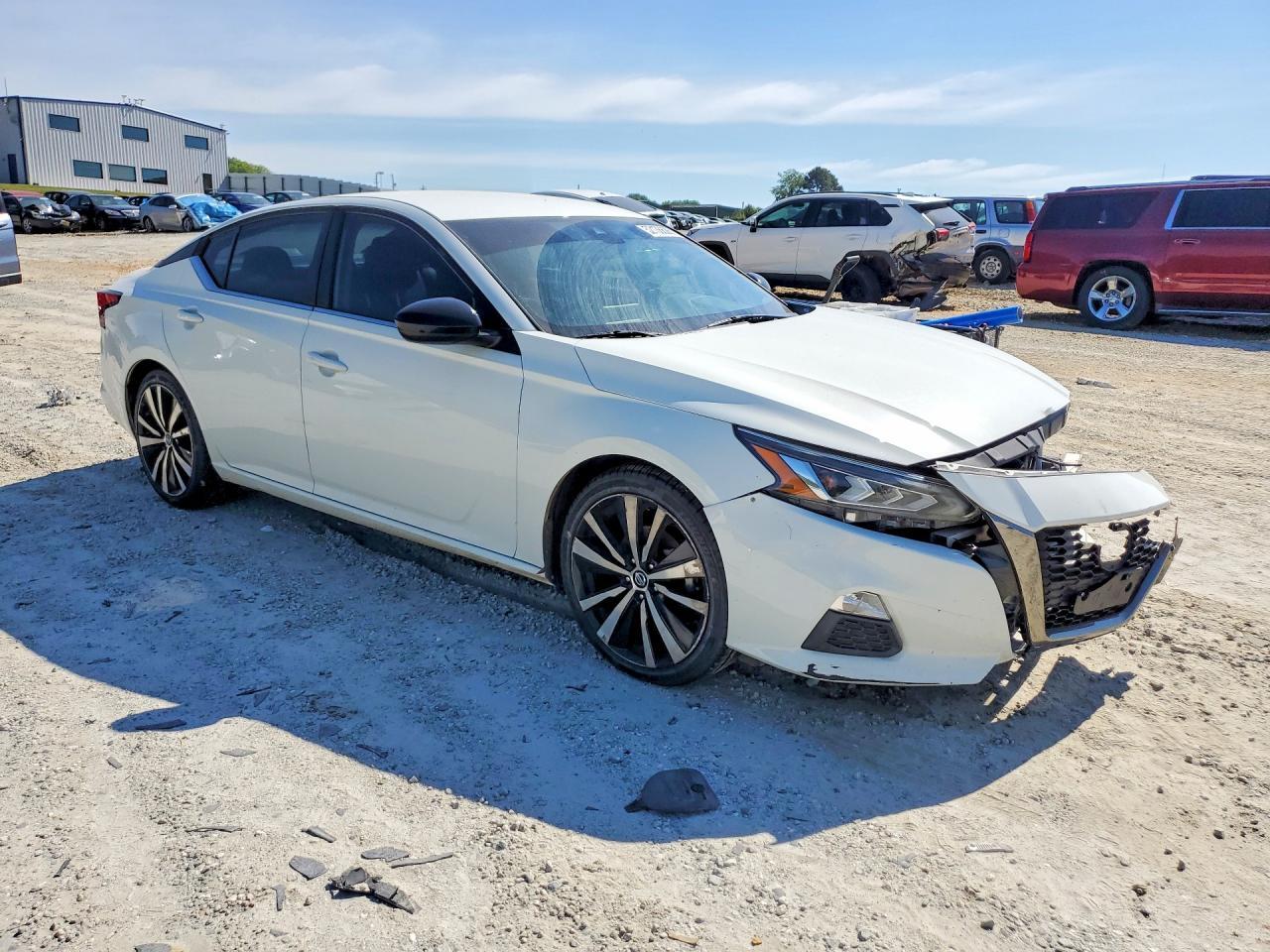 2020 Nissan Altima - Фото 4