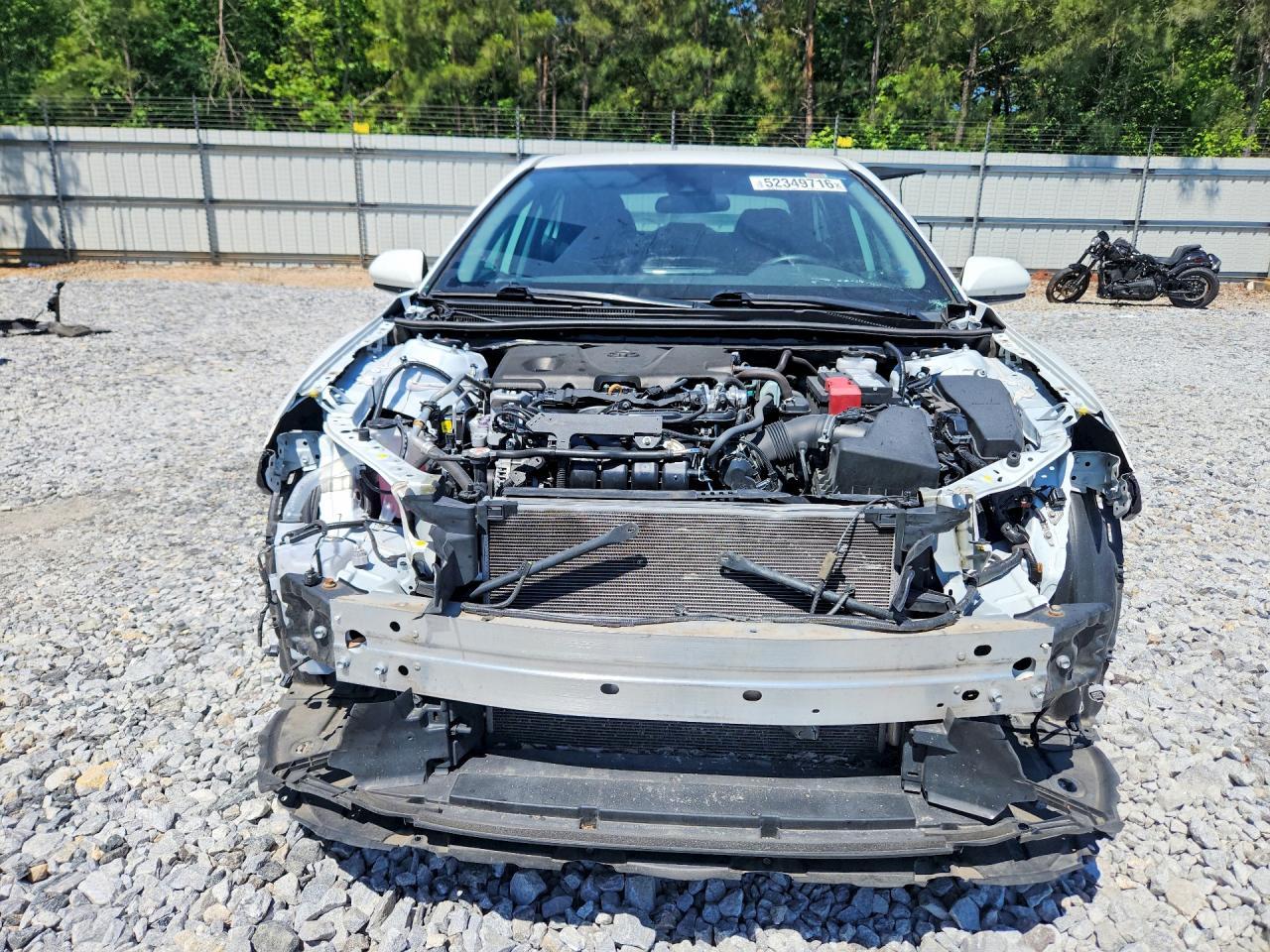 2022 Toyota Camry Le - Фото 5