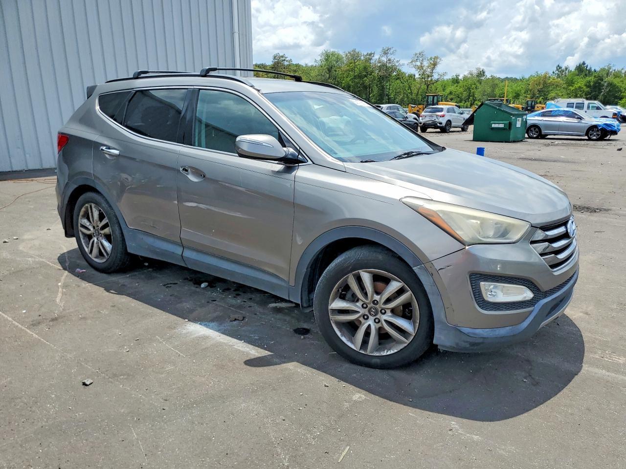 2013 Hyundai Santa Fe Sport Gl - Image 4
