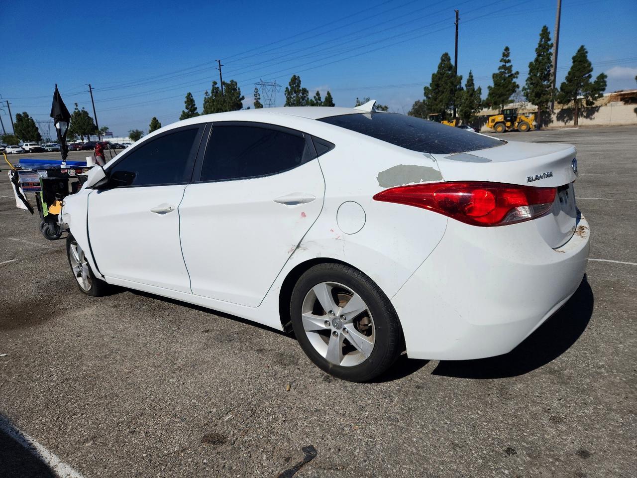 2013 Hyundai Elantra Gls - Фото 2