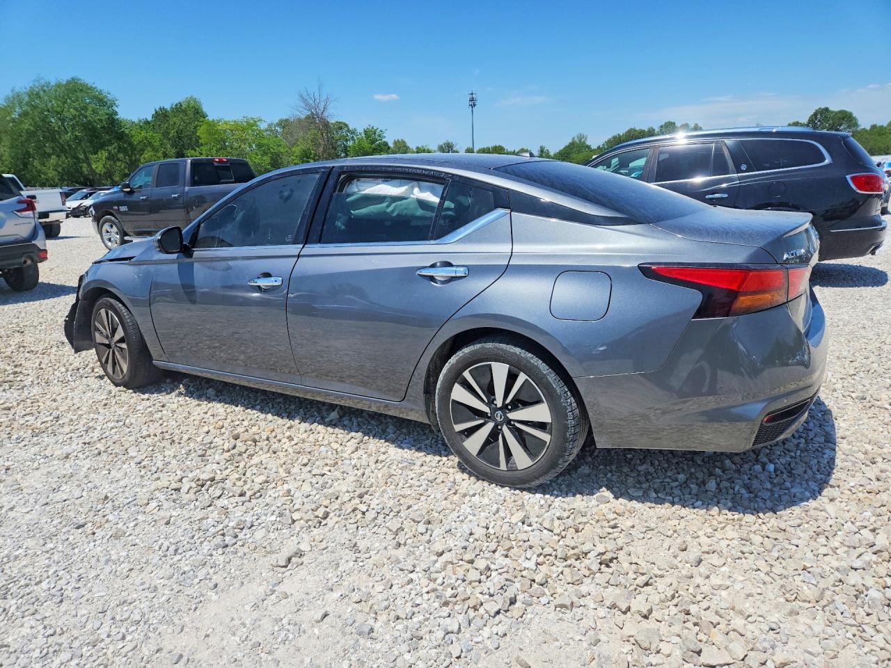 2019 Nissan Altima Sl - Фото 2