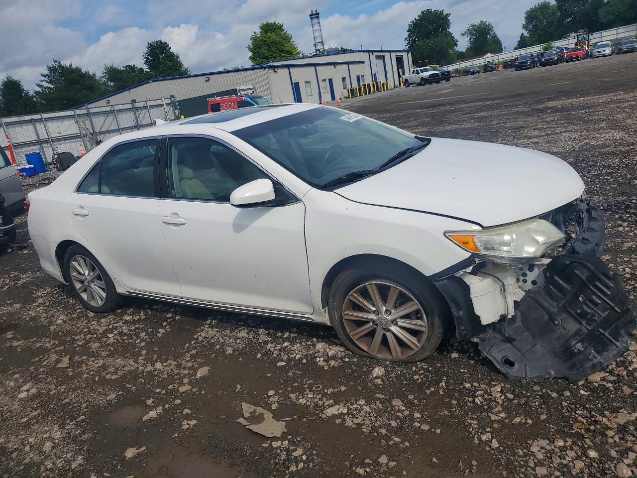 2014 Toyota Camry Xle V6 - Фото 4